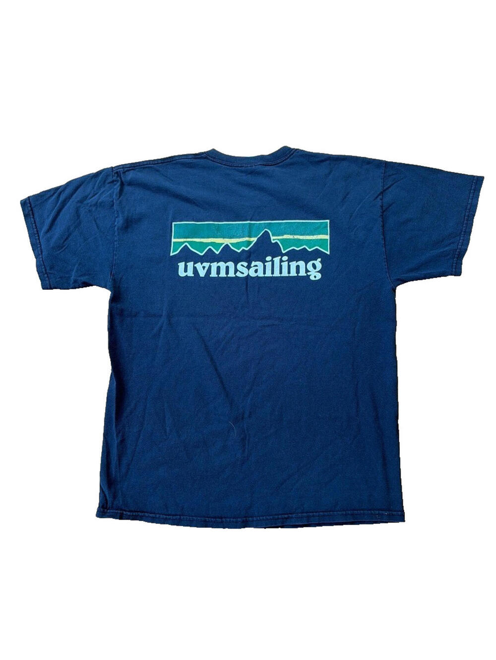 Y2K UVM Sailing T Shirt in Black Size Large 21x27